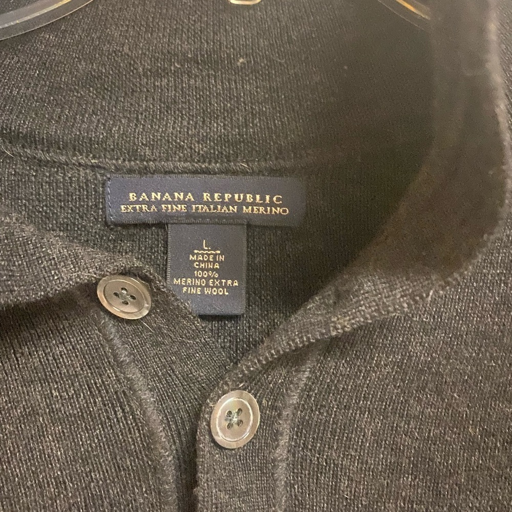 Banana Republic Men's Dark Gray Italian Merino Wool Quarter Button Sweater Large - Picture 3 of 6